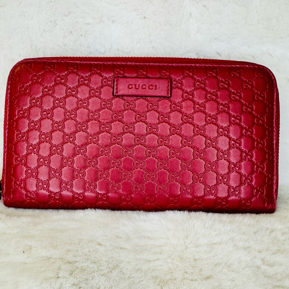 Authentic Gucci Wallet!